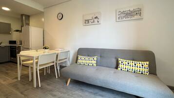 Appartement Confort, 1 chambre (2 Bedrooms) | Coin séjour