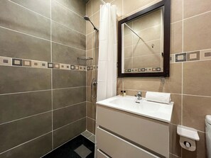 Bathroom - Stay Unique Apartments at Mallorca (Barcelona)