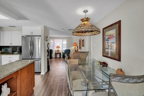 House, 3 Bedrooms | Dining