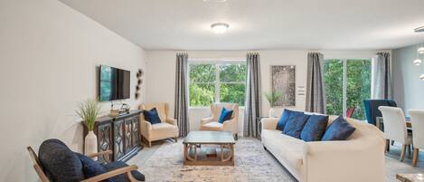 Casa, 4 camere da letto | Area soggiorno | Smart TV, servizi in streaming