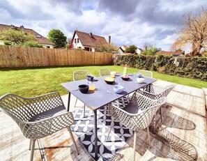 Outdoor dining - La mésange, comfort and design by Primoconciergerie (Cucq)