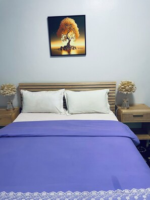 2 chambres, fer et planche à repasser, Wi-Fi gratuit, draps fournis