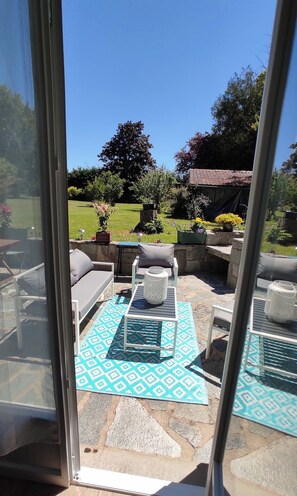 Family Quadruple Room, Garden View | Terrace/patio