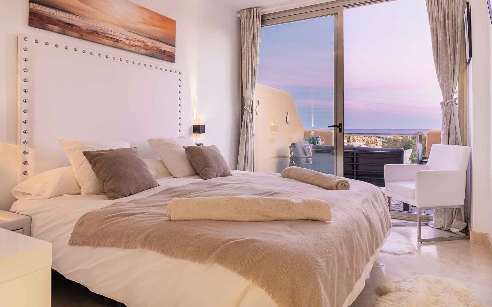 2 quartos, ferros/tábuas de passar roupa, Wi-Fi de cortesia