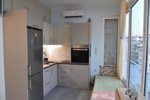 Private kitchen - ACROPOLIS PANORAMIC STUDIO (Athina)