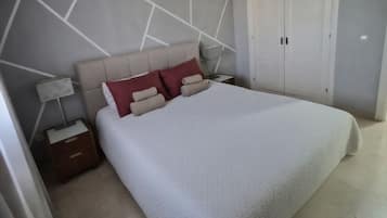 2 bedrooms, iron/ironing board, travel crib, WiFi