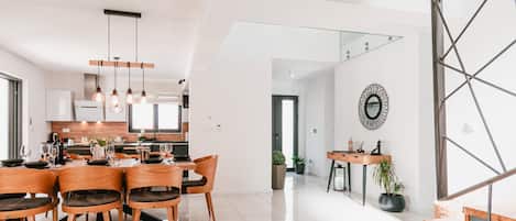 Villa (Four Bedroom Villa with Balcony and P) | Dining room