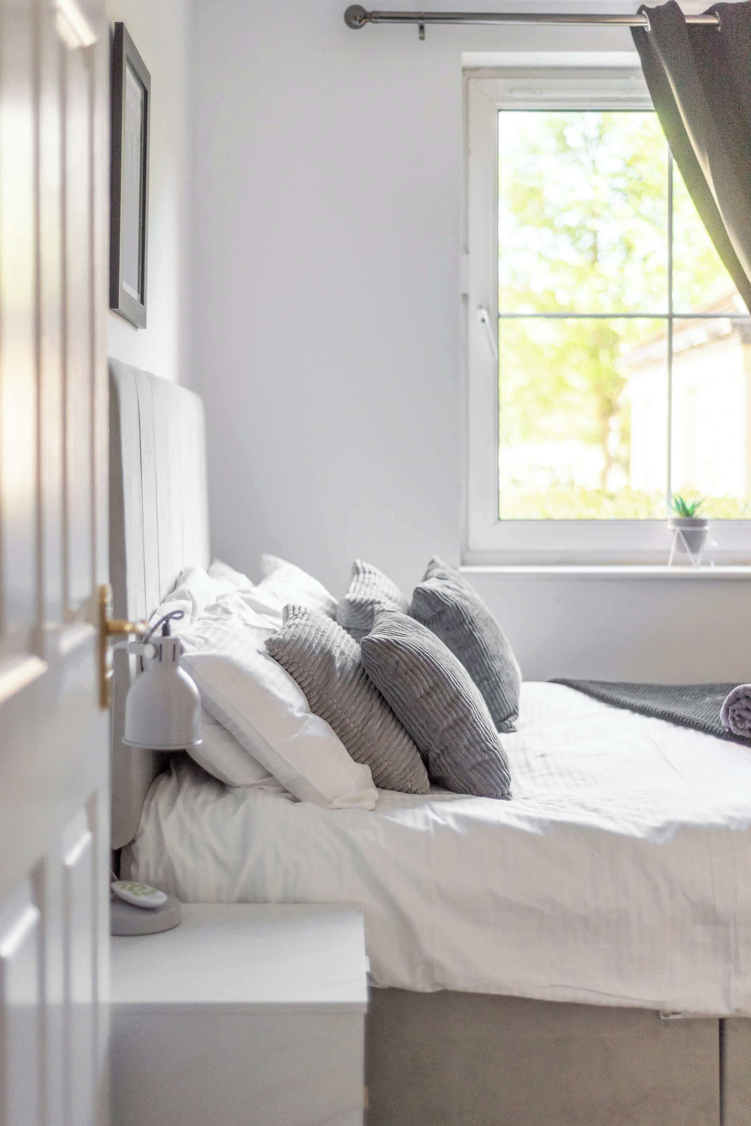 2 間睡房、熨斗/熨衫板、Wi-Fi、床單