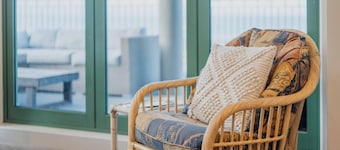 Ocean Views | 3BR Redcliffs Coastal Stay | Parking