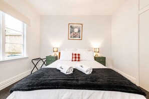 2 Schlafzimmer, Bügeleisen/Bügelbrett, WLAN, Bettwäsche