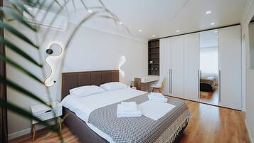 1 bedroom, iron/ironing board, free WiFi, bed sheets