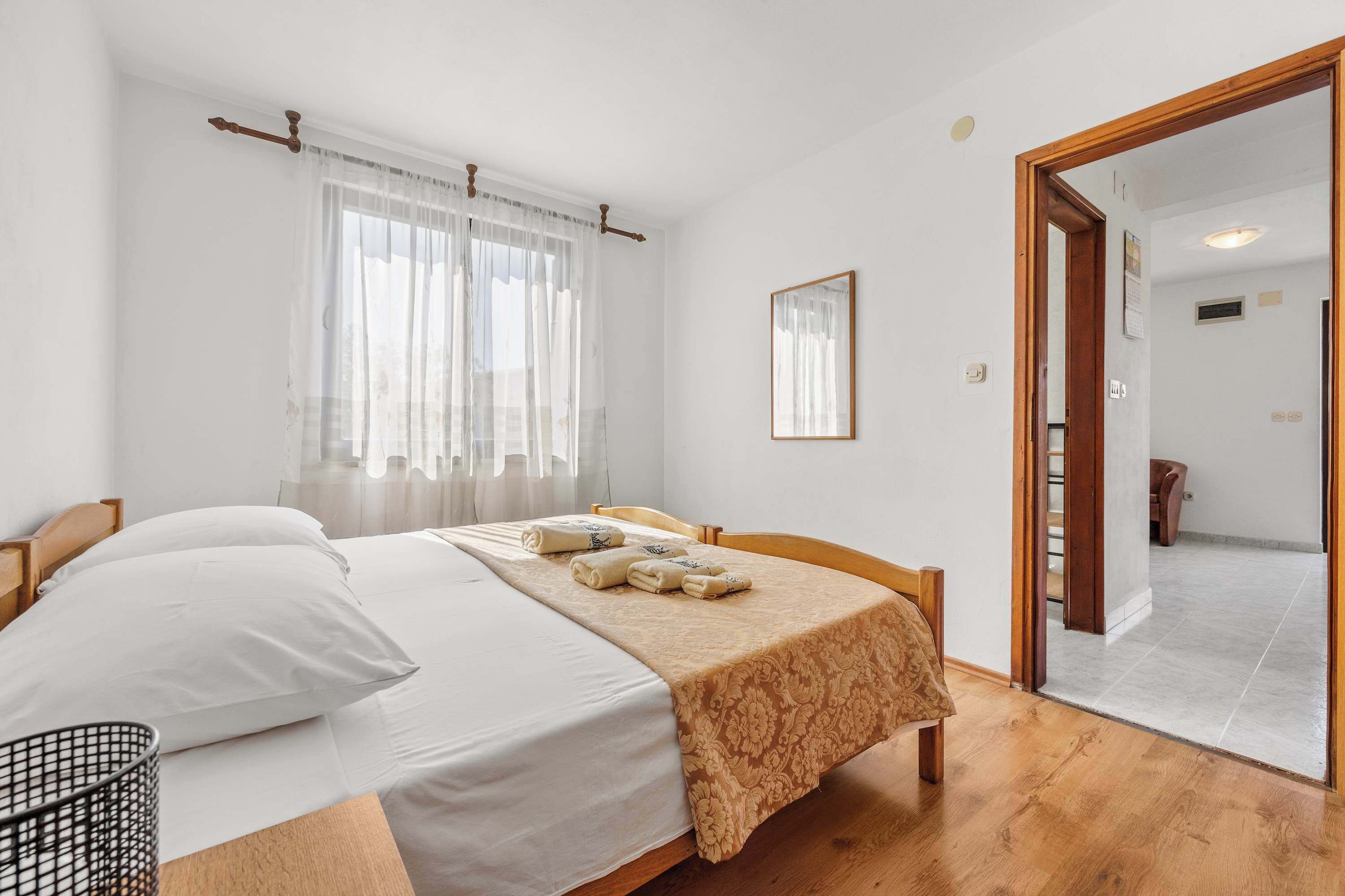 1 bedroom, WiFi, bed sheets