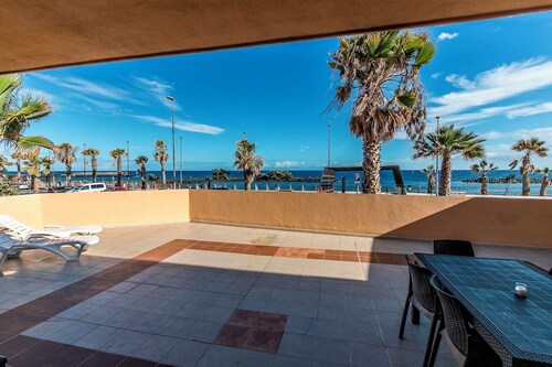 Seaside Escape, Pool & Terrace in Puertito Güímar