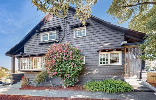 Campton House of Eureka