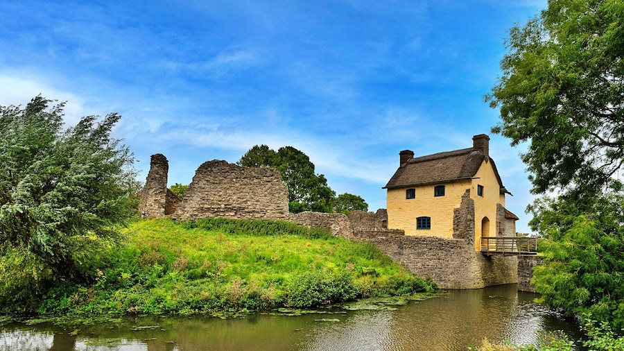 1 Bedroom Cottage in Stogursey, No Deposit