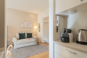 Interior - MT Studios - Two Bedroom Apartment, Sleeps 4 (Como)