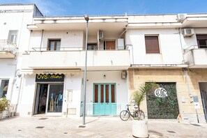 Exterior detail - Le Torri Sul Mare 1 Centre Otranto Airco (Otranto)