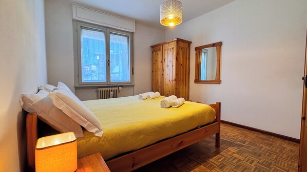 3 habitaciones, wifi gratis y ropa de cama 