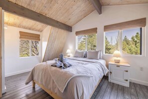 2 dormitorios, tabla de planchar con plancha, wifi y ropa de cama