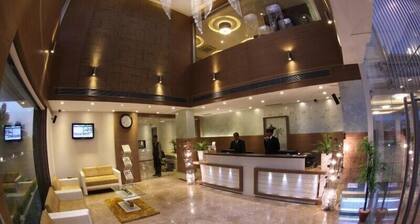 Shangri La Grand The Hotel