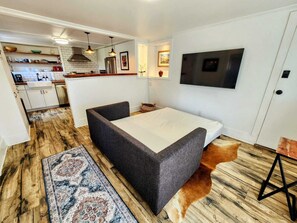 1 quarto, ferros/tábuas de passar roupa, Wi-Fi, roupa de cama