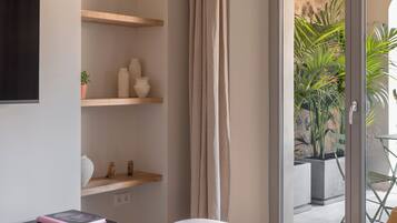 Premium Suite, City View | Down comforters, memory foam beds, in-room safe, individually decorated