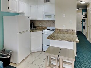 Fridge, microwave, oven, coffee/tea maker