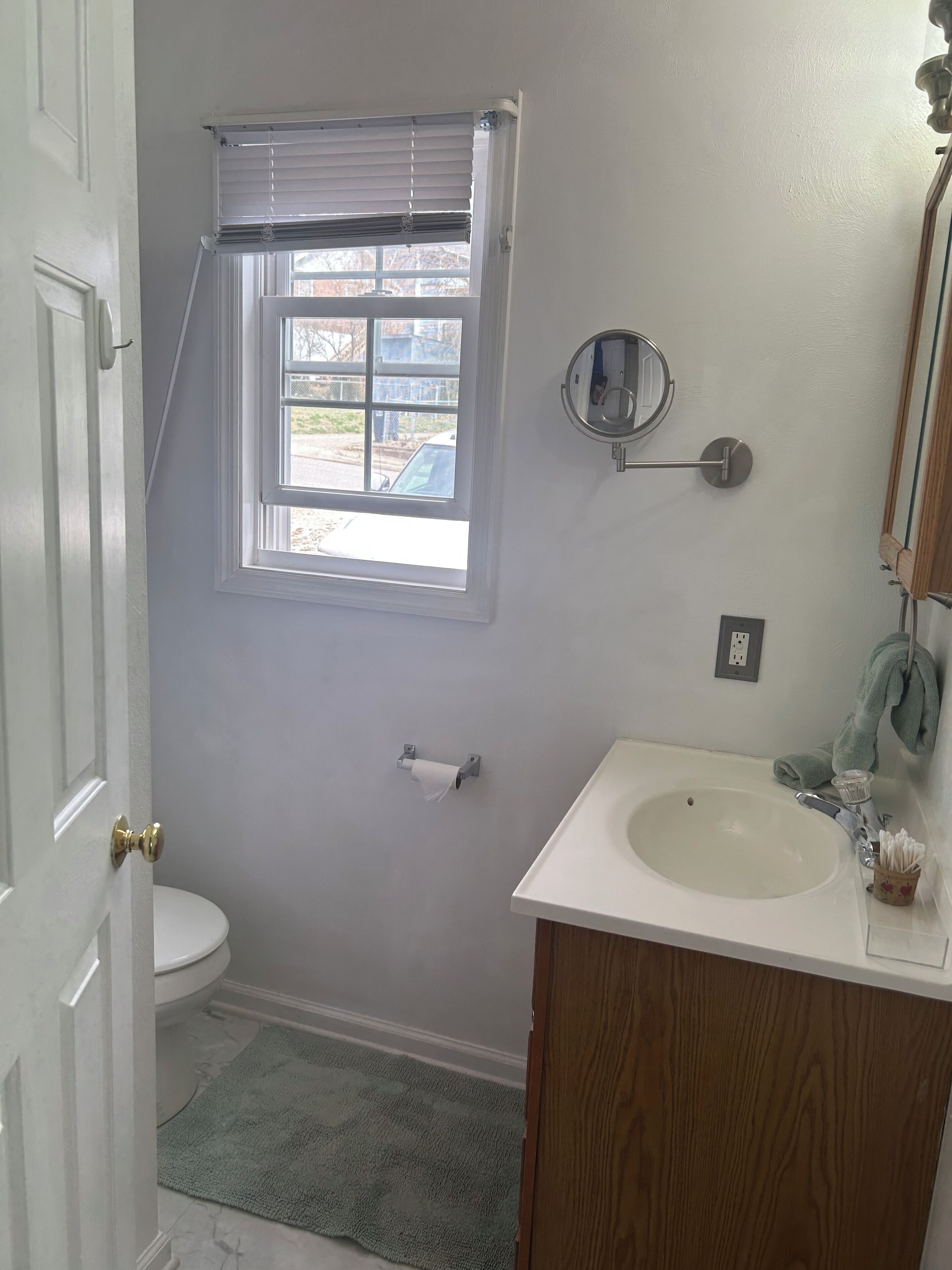 Ducha, secador de pelo, bidet, toallas