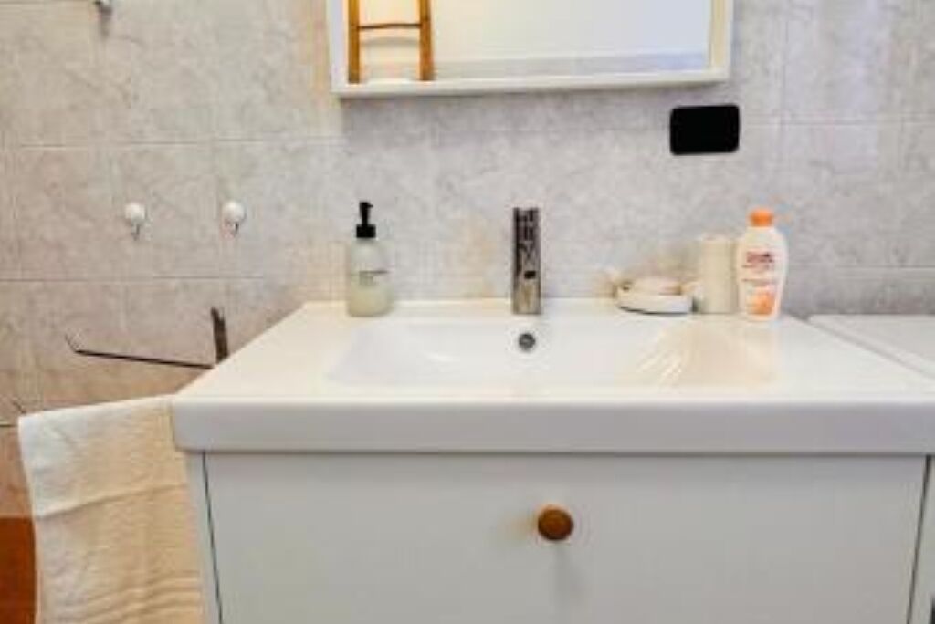 Dusche, Haartrockner, Bidet, Handtücher