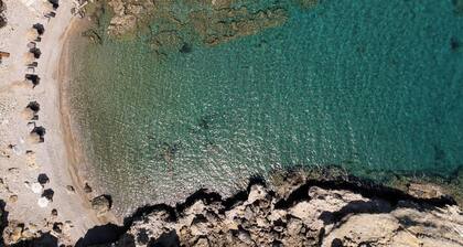 Laftira's Sea View Home