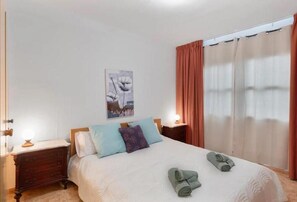 2 habitaciones, tabla de planchar con plancha y wifi gratis 