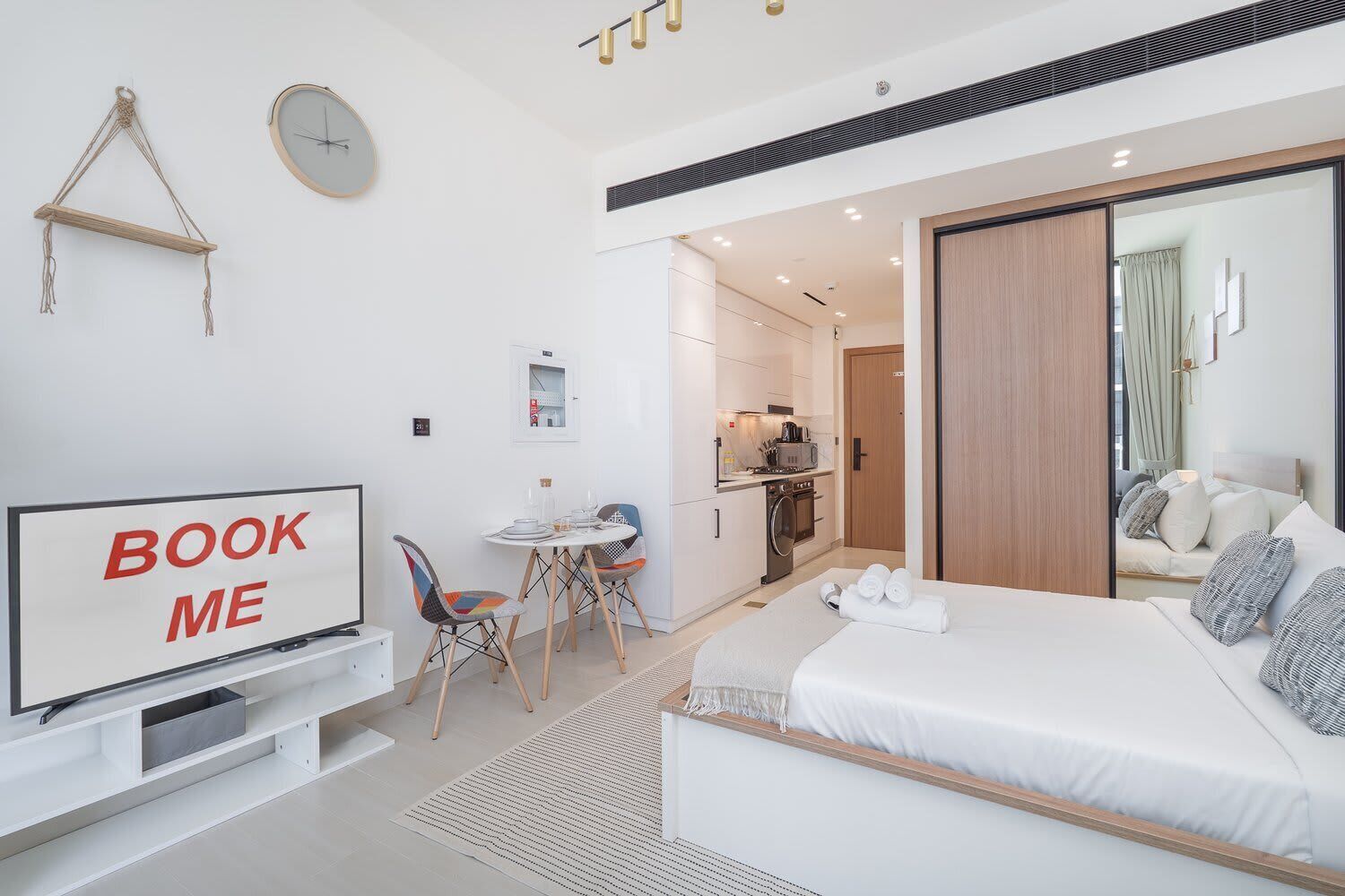 Planxa i posts de planxar i wifi 