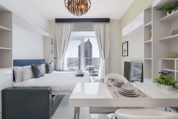 Bügeleisen/Bügelbrett, WLAN, Bettwäsche