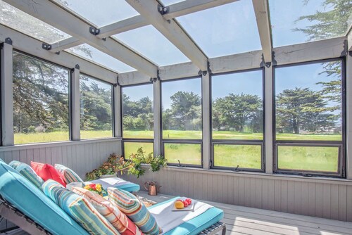 Cozy Sea Ranch Family Home with Hot Tub