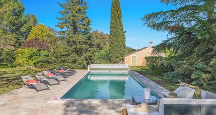 Mas de Peyrol, tout proche de CollobriĂšres piscine 11X4 avec un jardin de 4000mÂČ