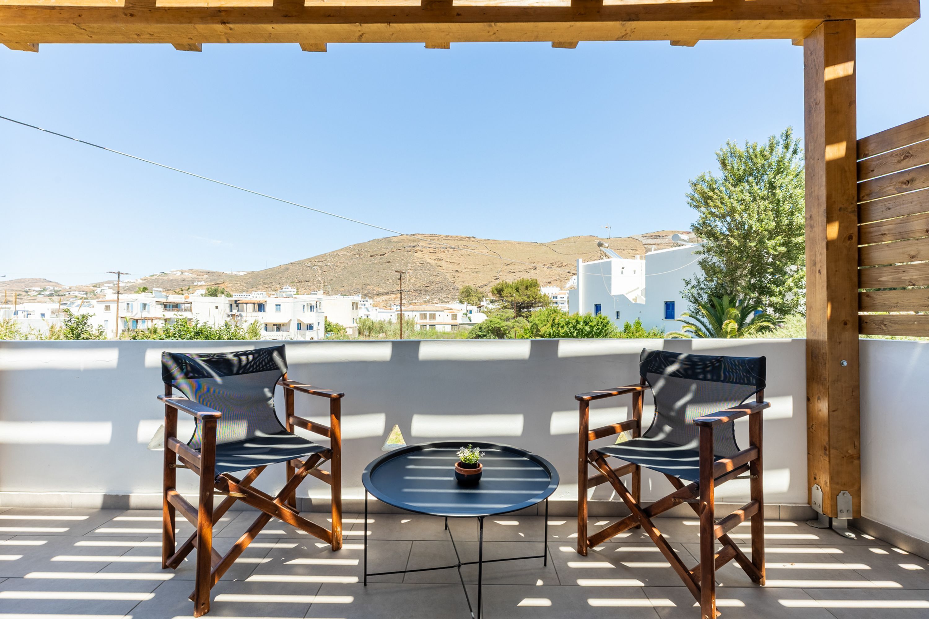 Studio, Smoking | 2 bedrooms