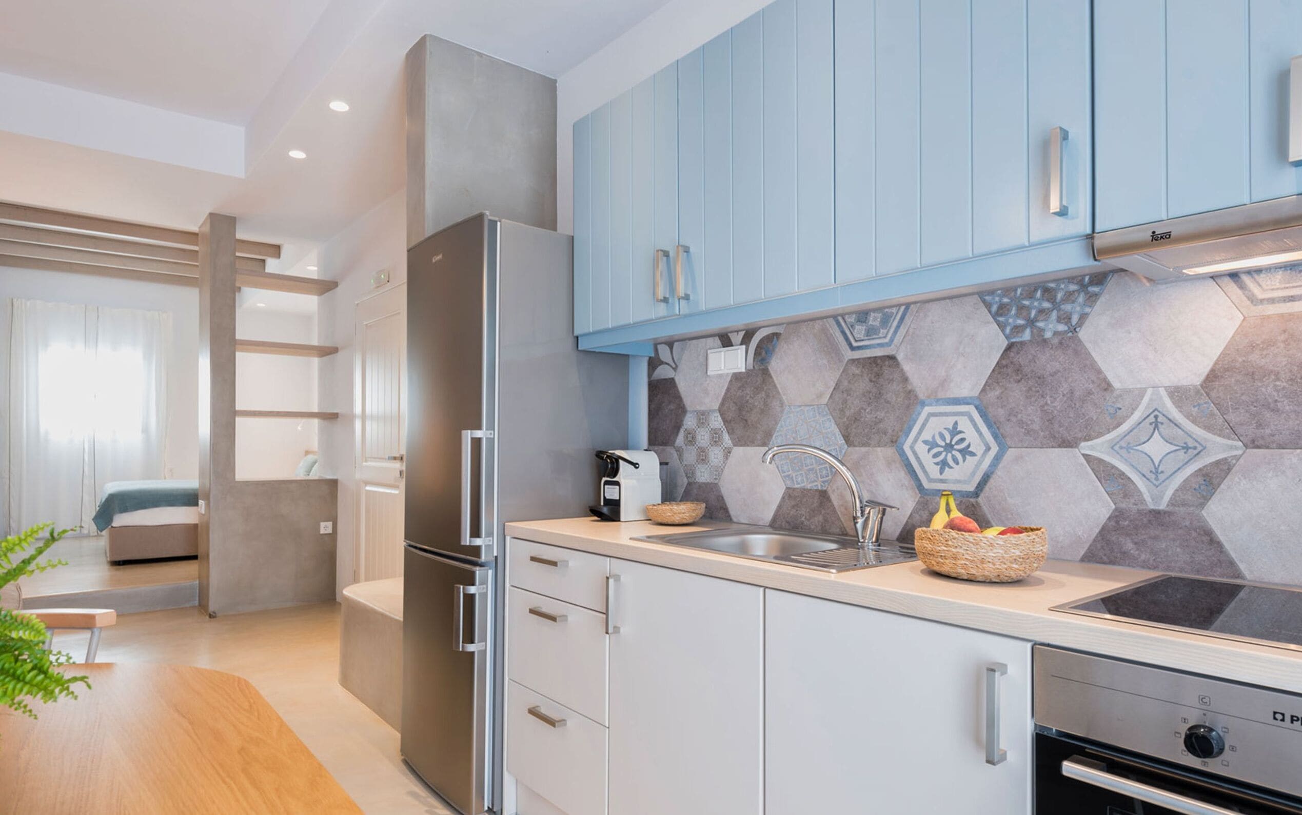 Studio, Smoking | 3 bedrooms, desk, soundproofing