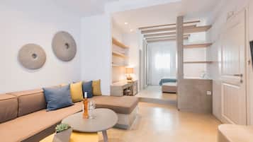 開放式客房, 吸煙房 | 3 間睡房、書桌、隔音