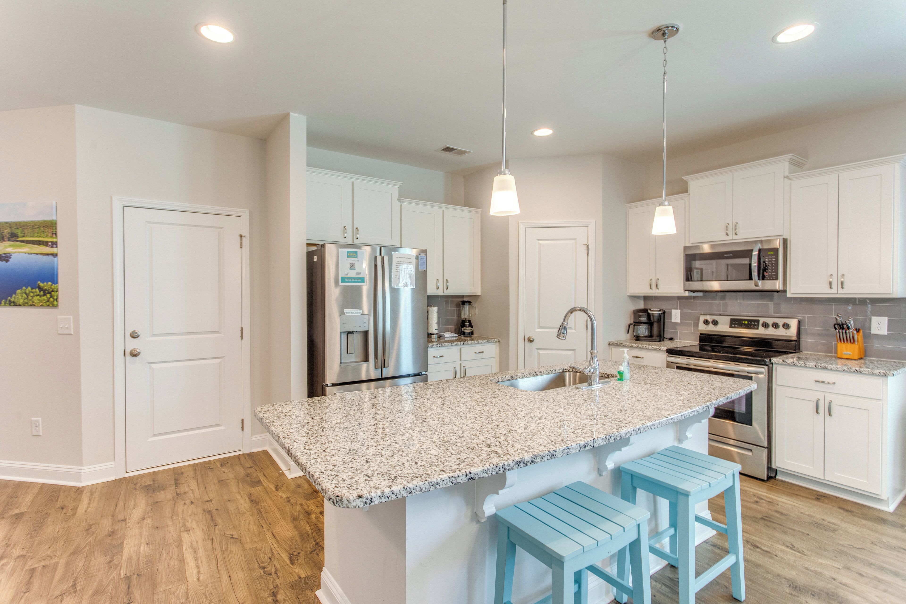 House (3 Bedrooms) | Interior