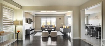 Executive 4BD/3BA home with Free Parking|Wi-fi|Office|Views|Park Access