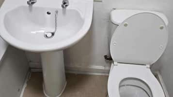 House | Bathroom | Combined shower/tub, deep soaking tub, towels