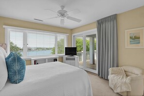 4 dormitorios, escritorio, tabla de planchar con plancha y Internet