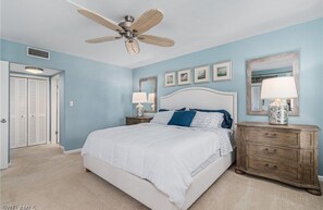 Room - Island Reef 703 (Fort Myers Beach)