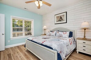 4 bedrooms, iron/ironing board, travel crib, internet