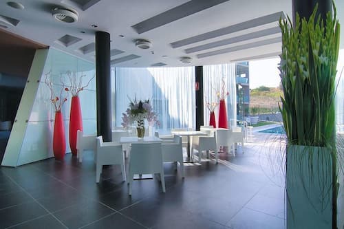 House | Dining