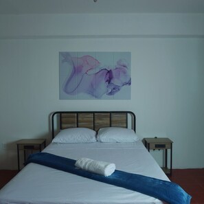 Standard Double or Twin Room, Garden View | Desk, laptop workspace, iron/ironing board, free WiFi