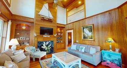 6 Waterside Walk | Private Elevator, Walk to Beach