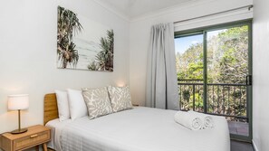 3 chambres, fer et planche à repasser, Wi-Fi gratuit, draps fournis