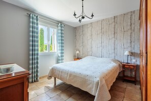 2 Schlafzimmer, Bügeleisen/Bügelbrett, kostenloses WLAN, Bettwäsche