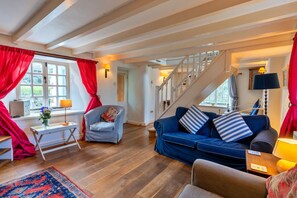 Cottage | Living area - Rural Cottage Near Beaches and Coast, No Deposit (Wadebridge)